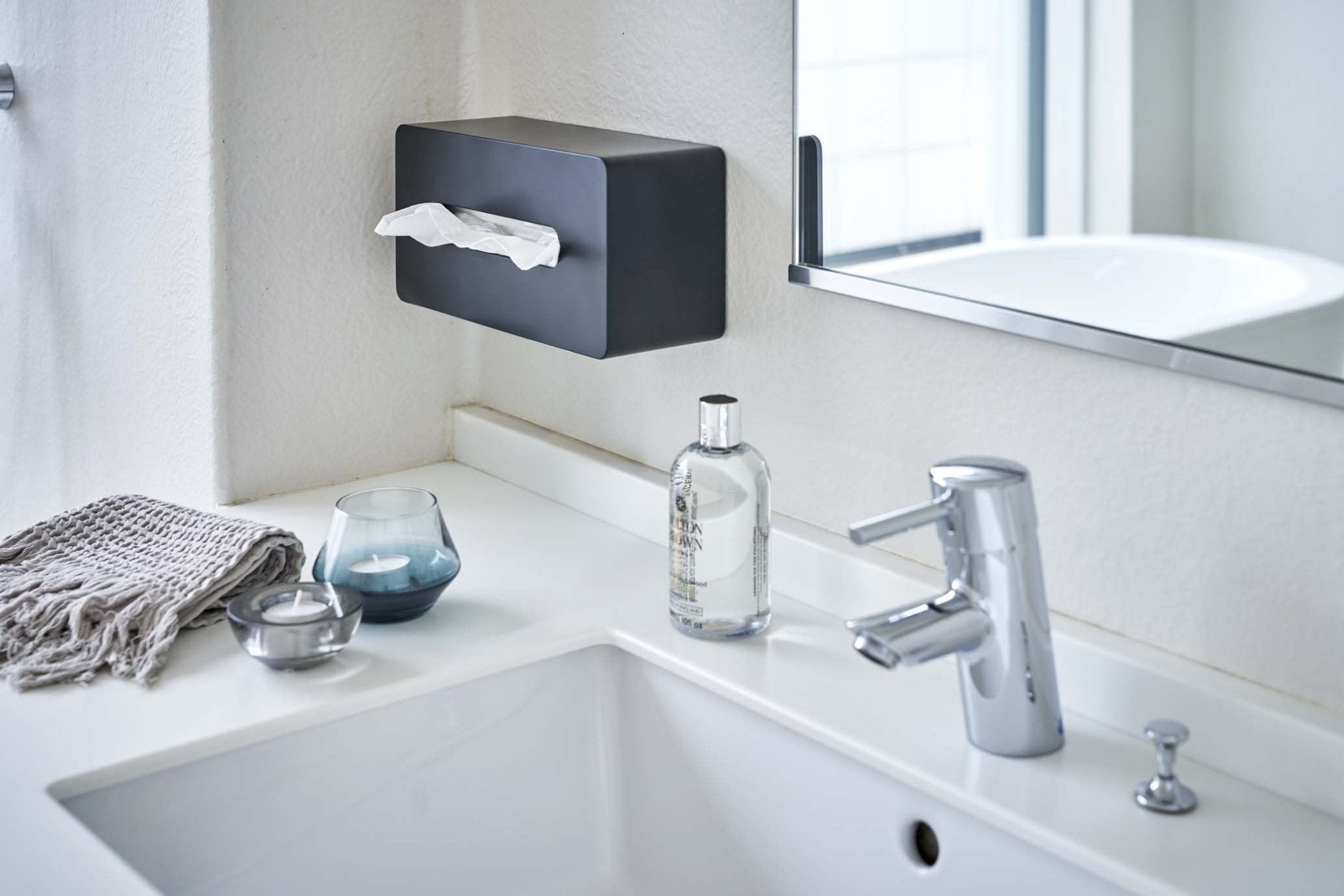 Yamazaki Industrial Japan 3902 Black Thick Tissue Case 26 X 13 X 10 Cm