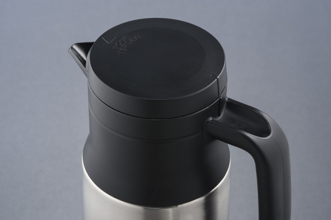 Zojirushi SH - MAE10 Stainless Steel Vacuum Creamer and Dairy Server