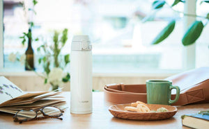 Zojirushi Sm - Ta60 - Wa 600ml White Stainless Steel Mug Bottle