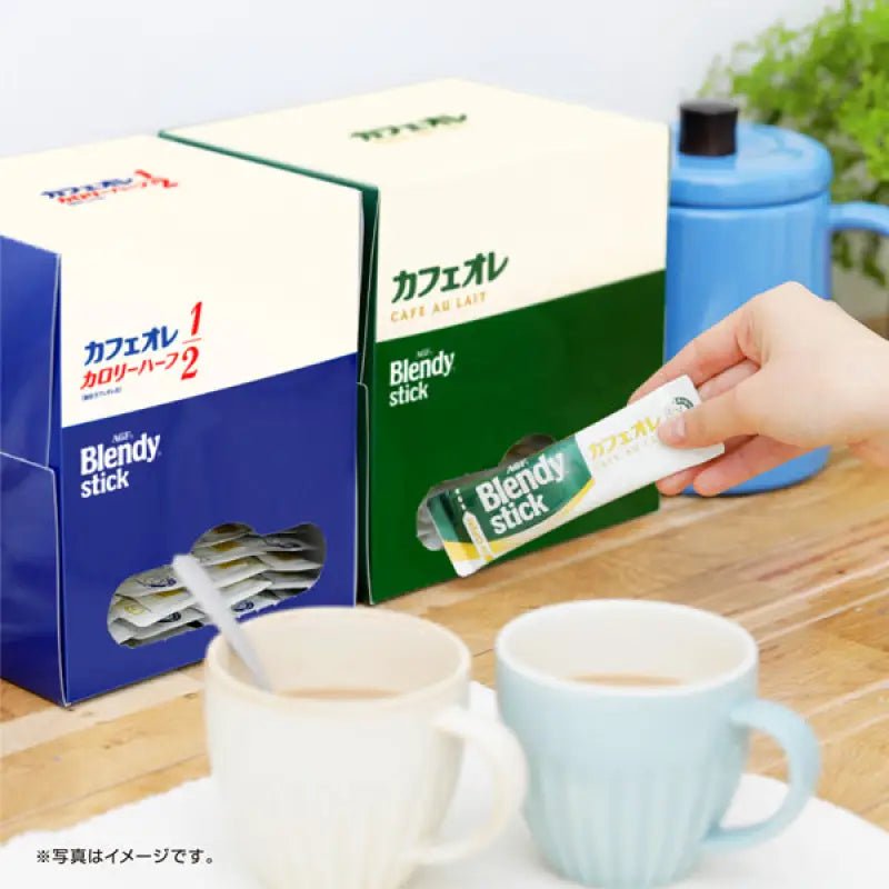 Ajinomoto Agf Blendy Stick Cafe Au Lait Half Calorie Version 100 Sticks - Mildly Sweet Coffee - YOYO JAPAN