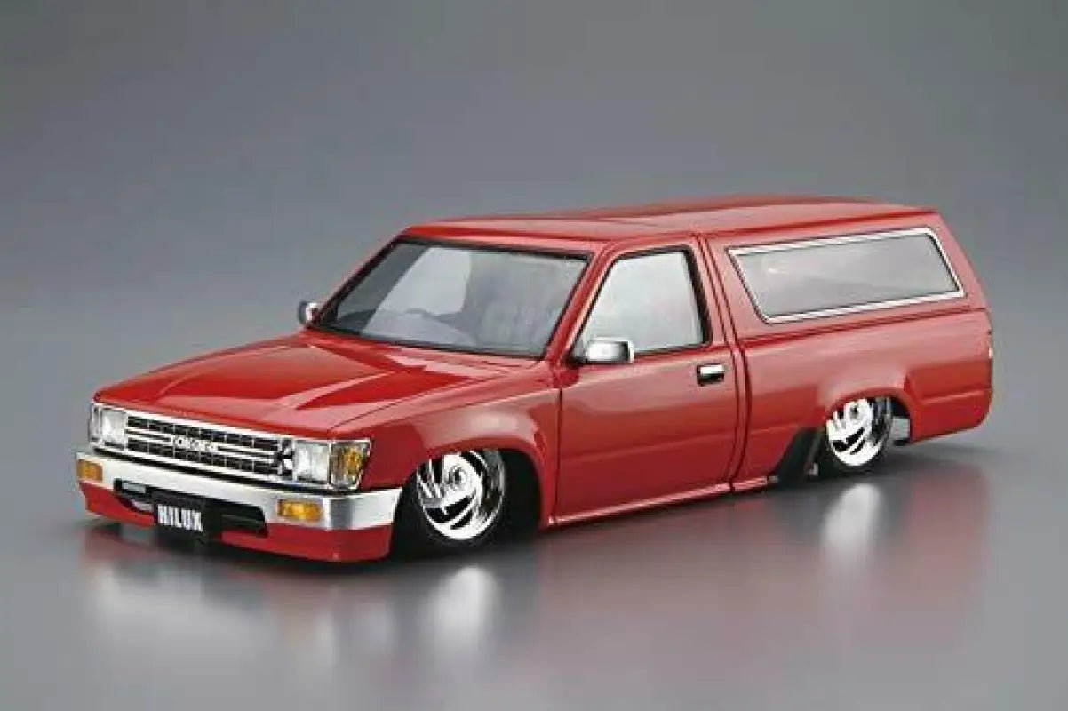 1/24 Aoshima Yn86 Hilux Old School '95 Toyota, customizable decals, designed for car enthusiasts